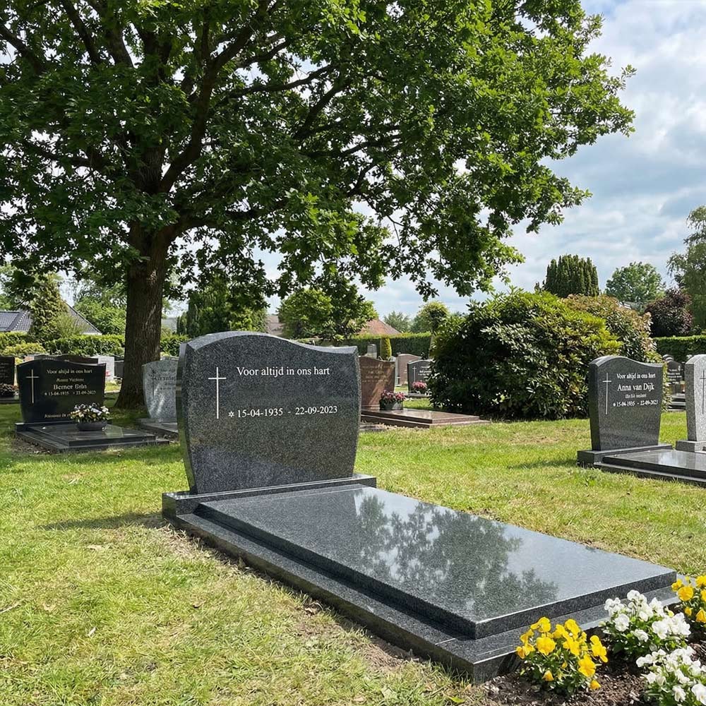 grafsteen op begraafplaats